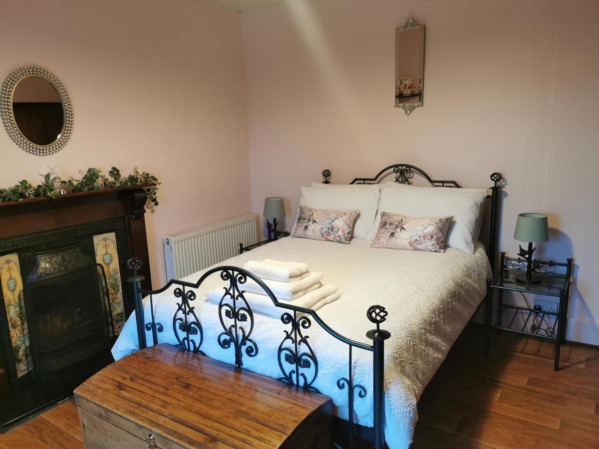 New Listing - Ladybird Cottage - Donegal - Wild Atlantic Way Donegal Town Bagian luar foto
